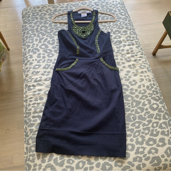 Gretchen Scott Navy and Green Beaded Sheath Sleeveless Dress - Picture 3 of 8